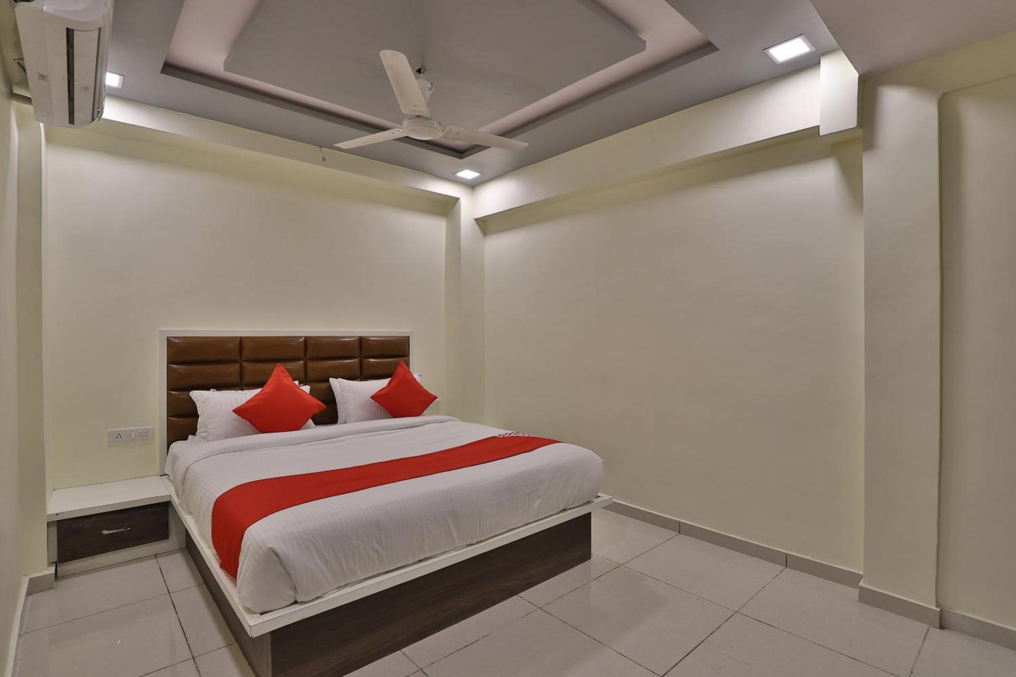 OYO 36139 Hotel Sunway Ahmedabad Exterior foto