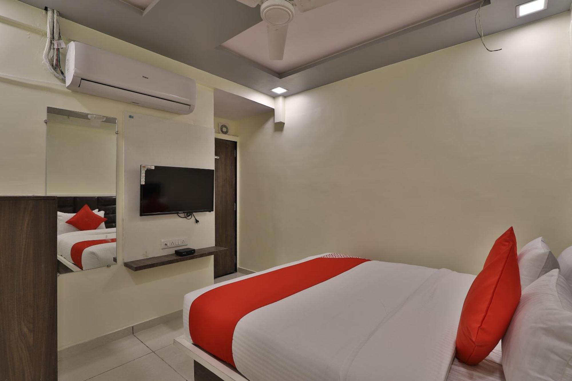 OYO 36139 Hotel Sunway Ahmedabad Exterior foto