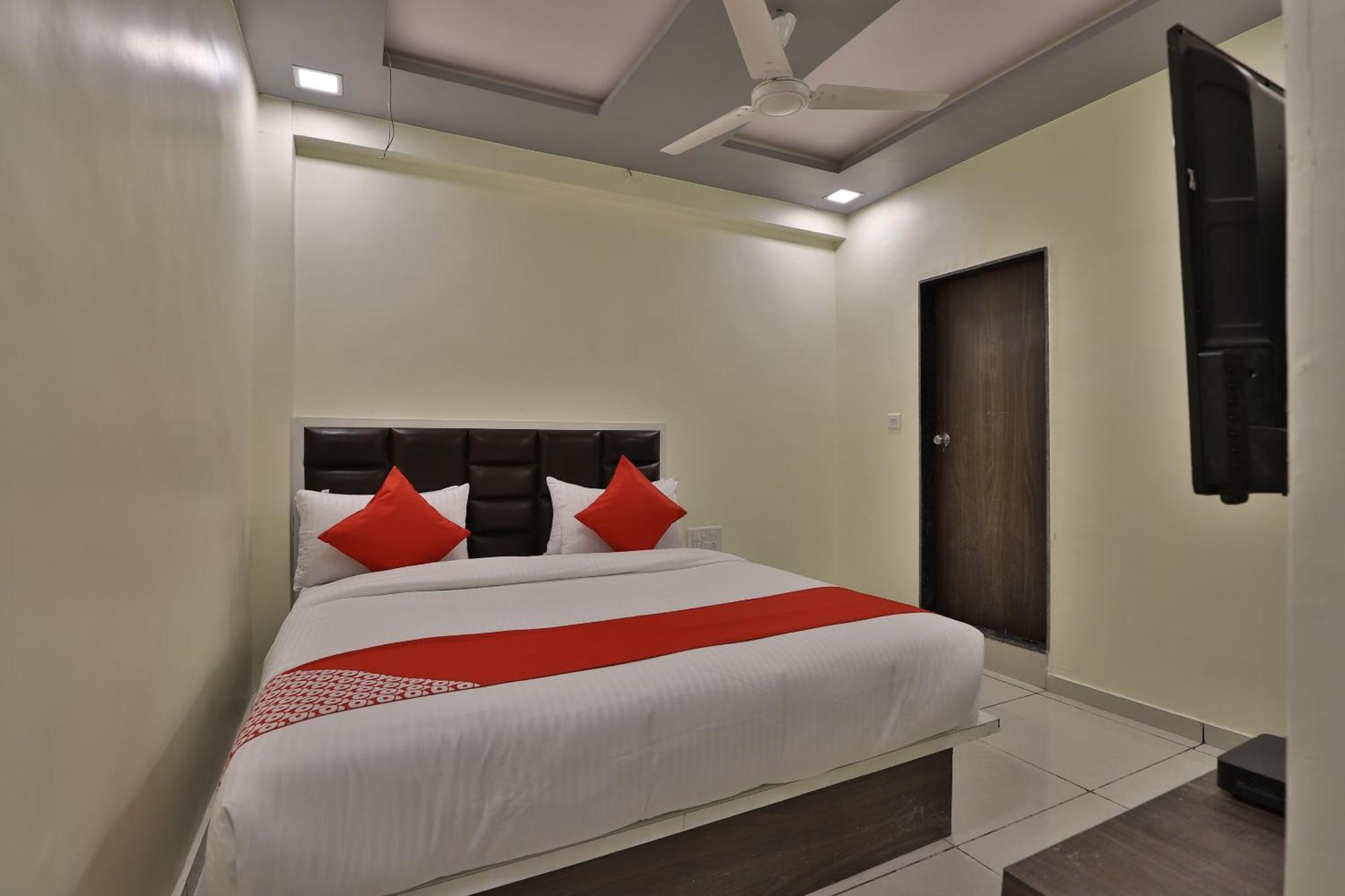 OYO 36139 Hotel Sunway Ahmedabad Exterior foto