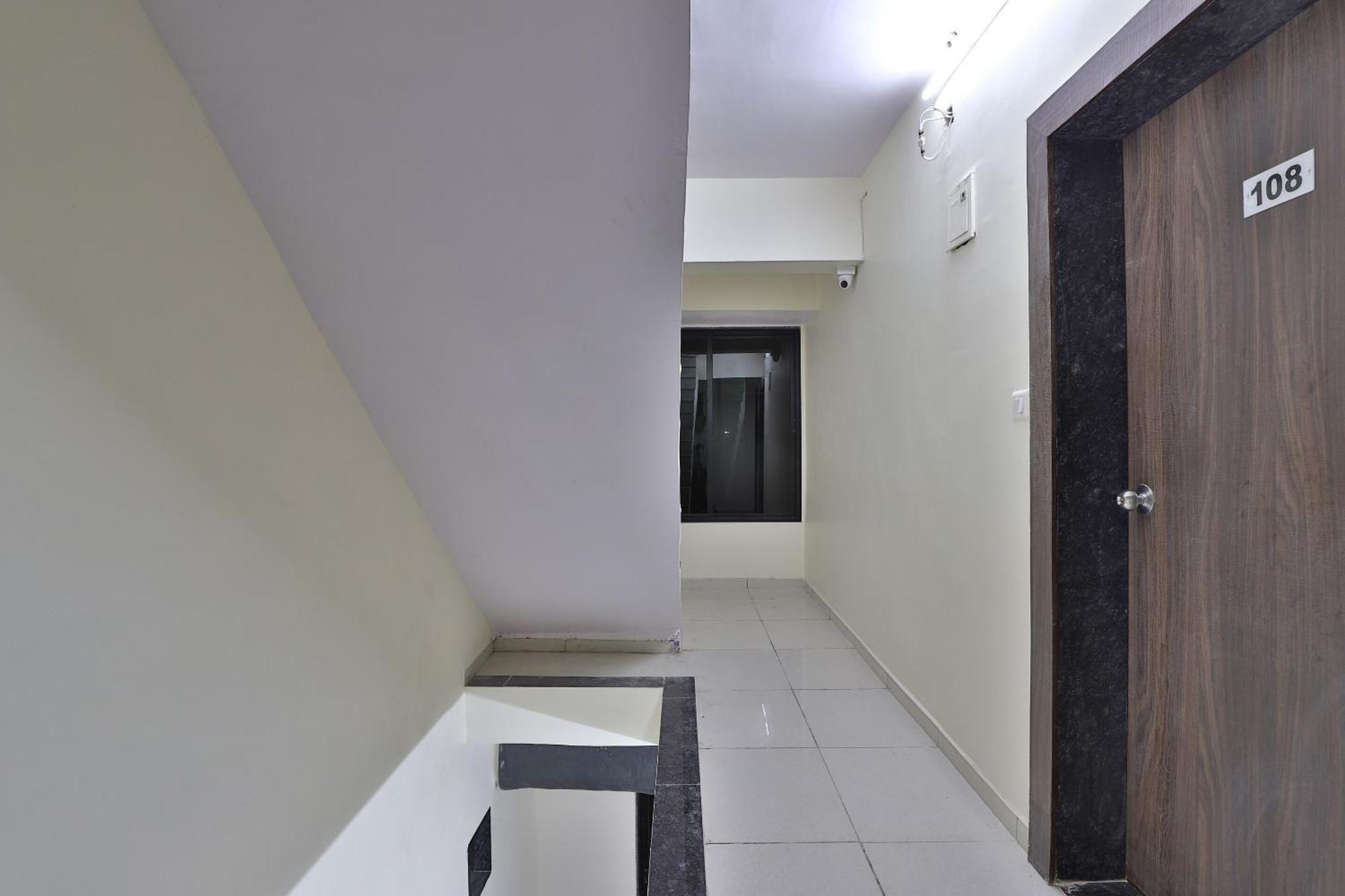 OYO 36139 Hotel Sunway Ahmedabad Exterior foto